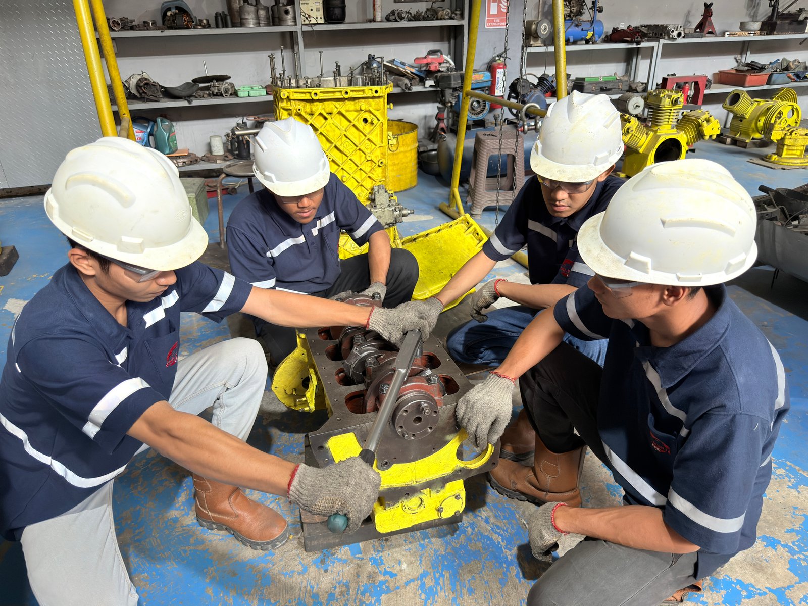 Excavator Maintenance & Service